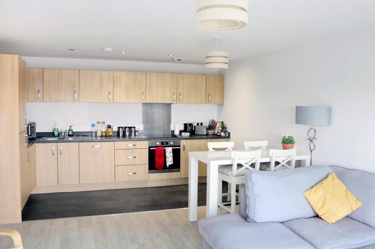 Manchester Escape - Private Room & Bathroom Near Etihad And Coop Arena - Free Secure Parking Экстерьер фото