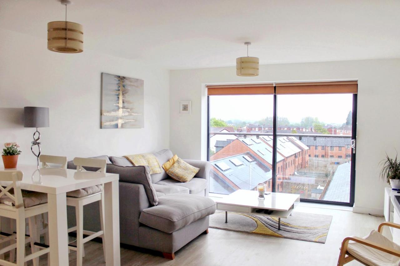 Manchester Escape - Private Room & Bathroom Near Etihad And Coop Arena - Free Secure Parking Экстерьер фото