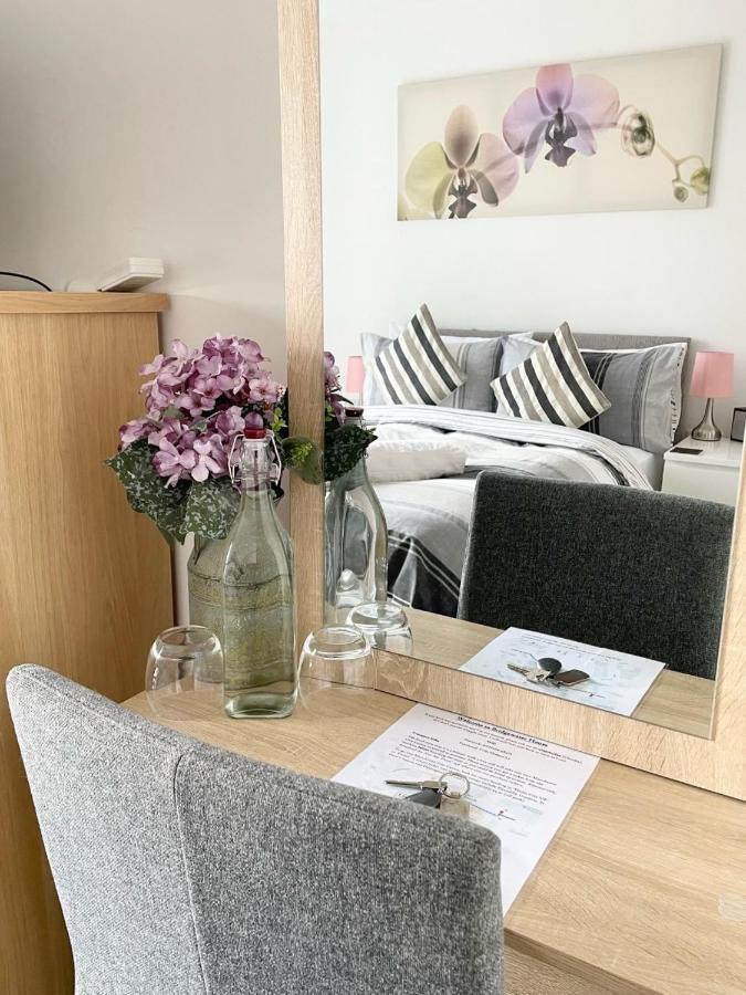 Manchester Escape - Private Room & Bathroom Near Etihad And Coop Arena - Free Secure Parking Экстерьер фото